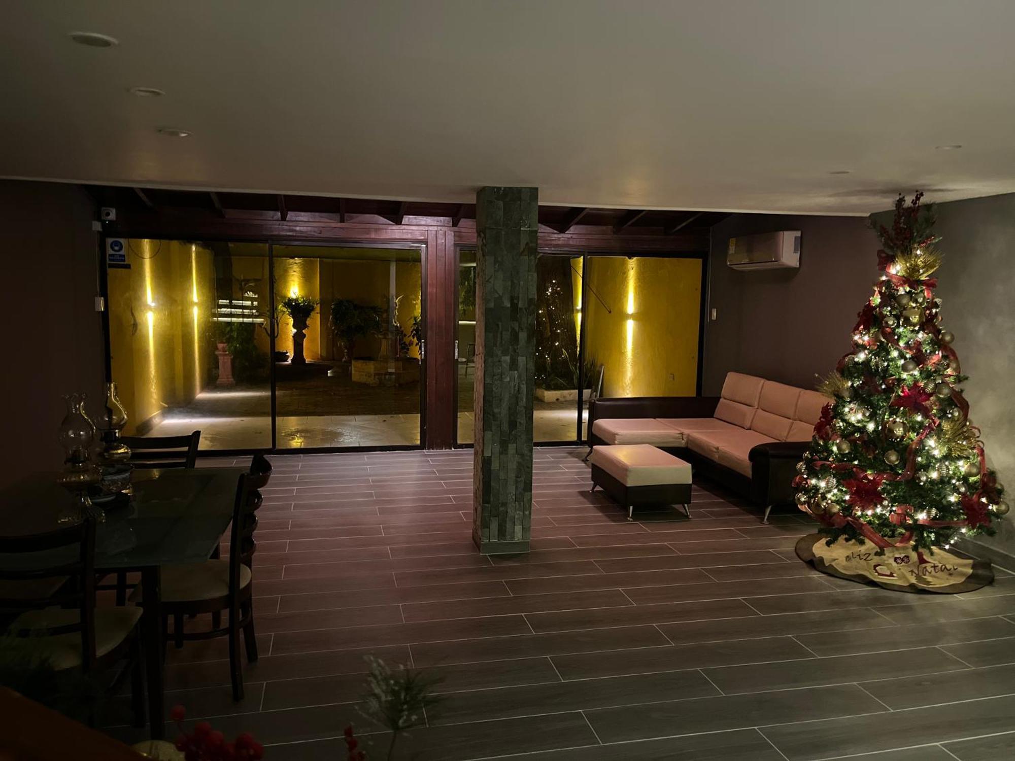 Sacramento Hotel Gaira Kültér fotó